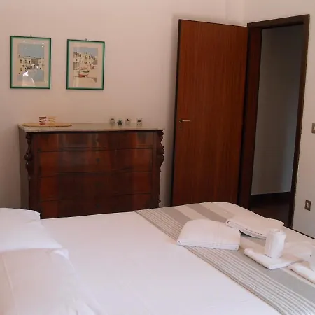 I Gù Books&rooms *